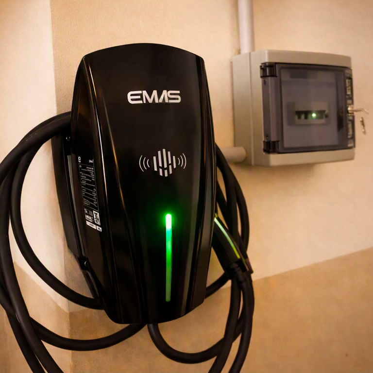 Cargador de vehículo eléctrico en vivienda Instalación de cargador para vehículo eléctrico en vivienda de Granada y provincia